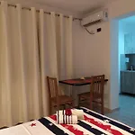 公寓 Dinamo Evoo *