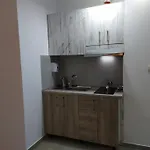 Dinamo Evoo 公寓 地拉那