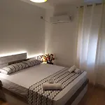 Dinamo Evoo 公寓 *