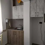 Dinamo Evoo 公寓 地拉那