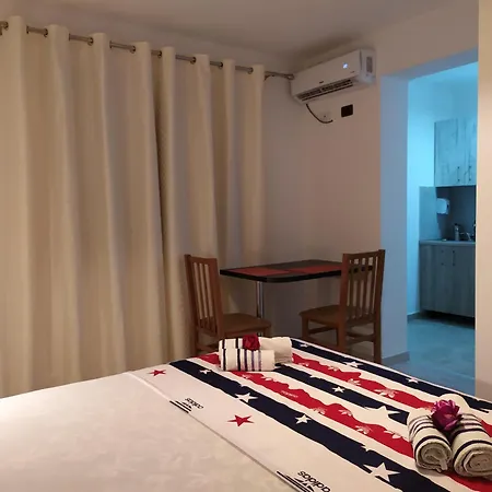 Apartment Dinamo Evoo