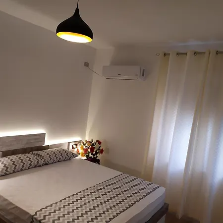 Apartment Dinamo Evoo