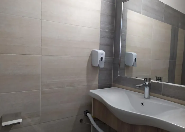 Dinamo Evoo * Tirana